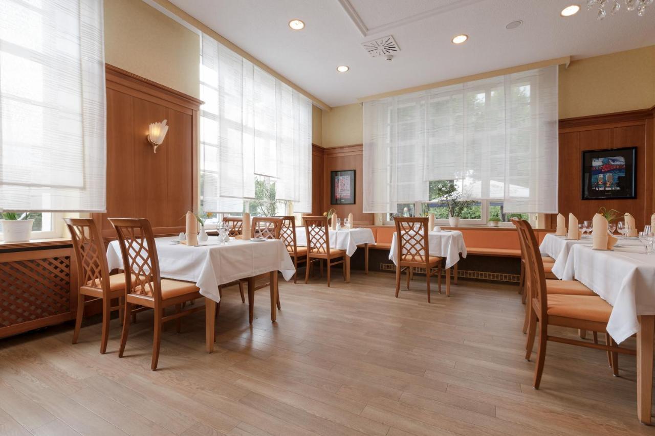 Neustädter Hof Hotel 4*